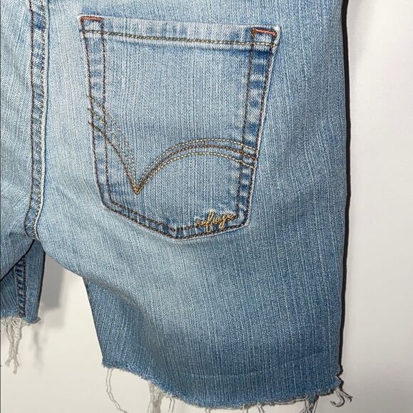 Refuge Denim Blue Distressed Women's Shorts - Picture 8 of 10